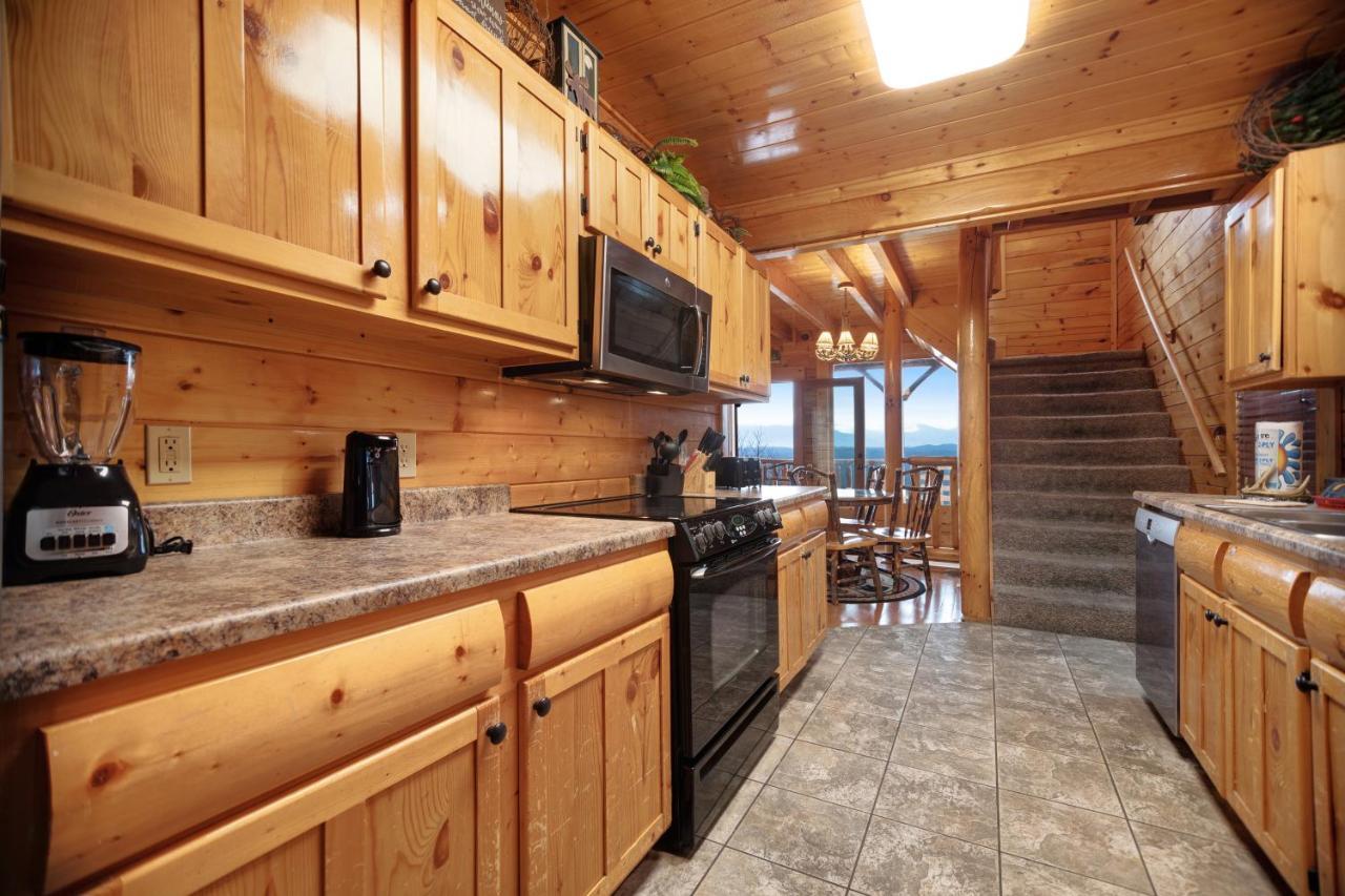 Livin High Villa Sevierville Exterior photo
